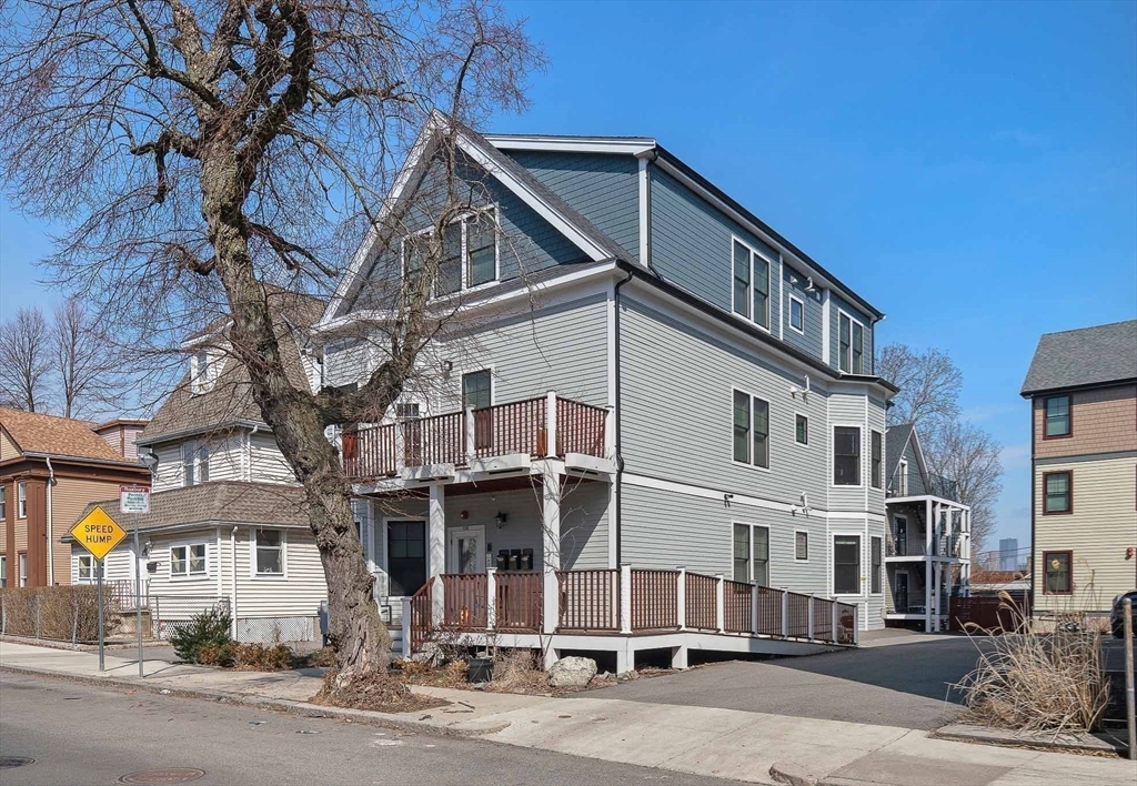 108 Mount Pleasant Ave # 4