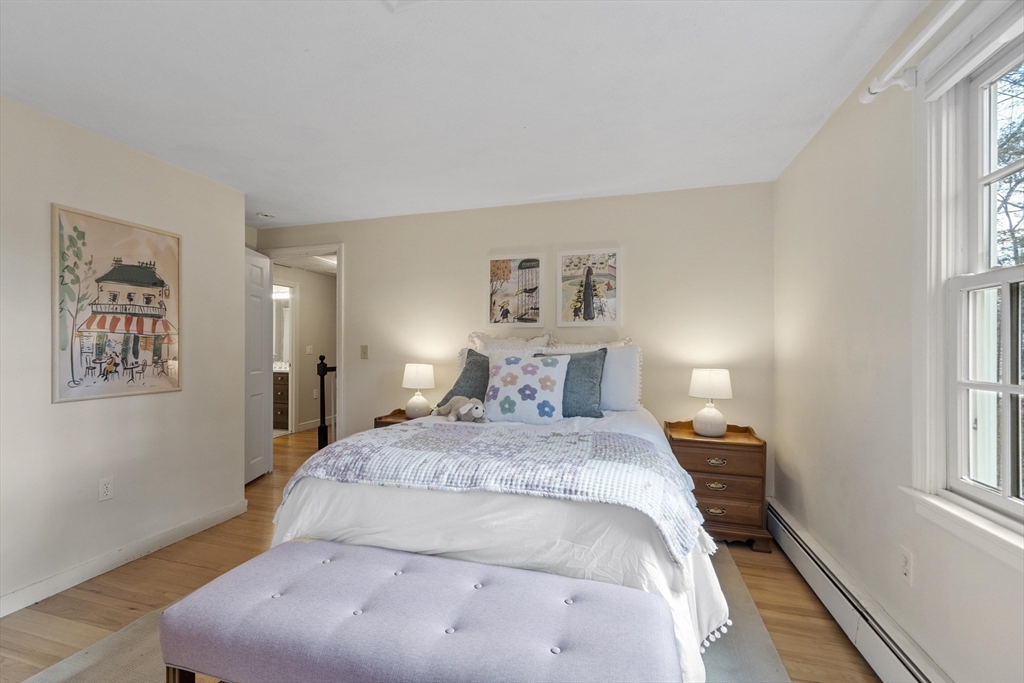 1 Carlton Dr