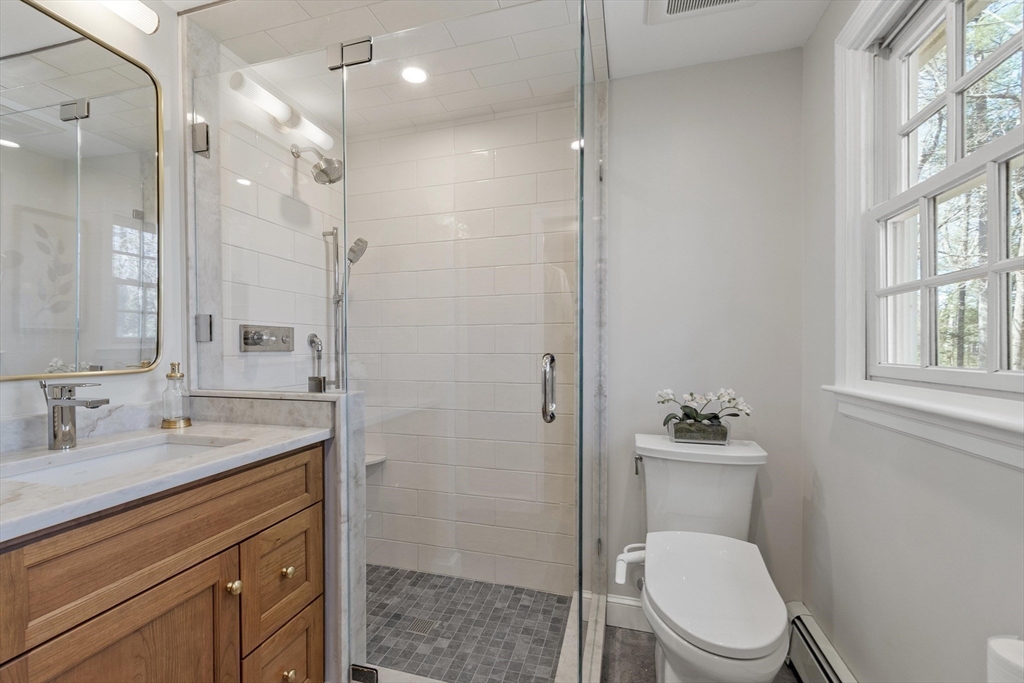 1 Carlton Dr