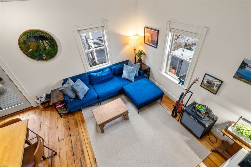 20 Porter St # 3