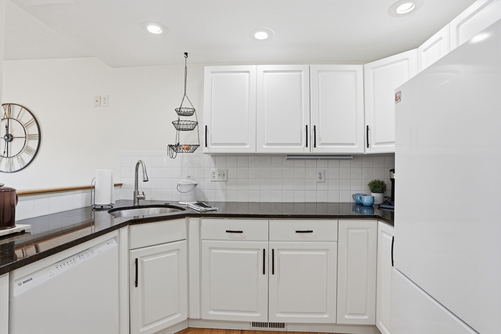 3 Strawberry Lane # A