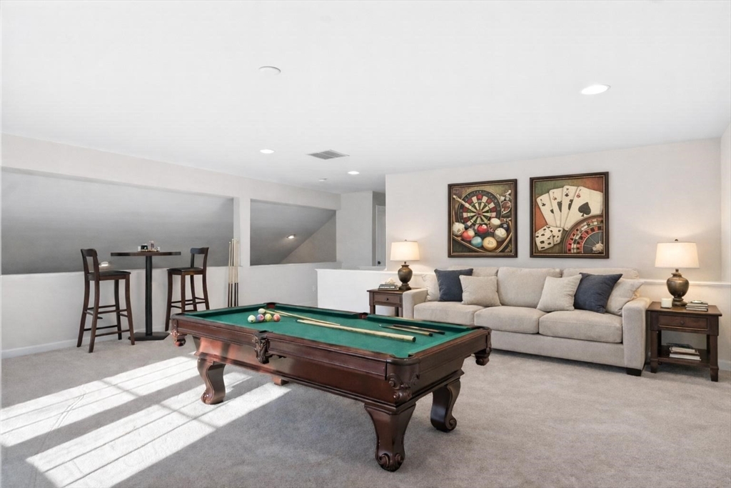 35 Greenside Ln # 35