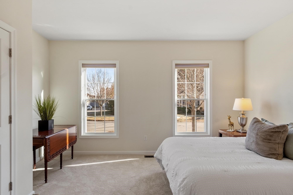 35 Greenside Ln # 35