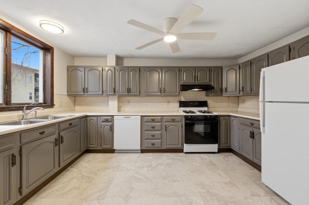 54 Thomas Street # 2