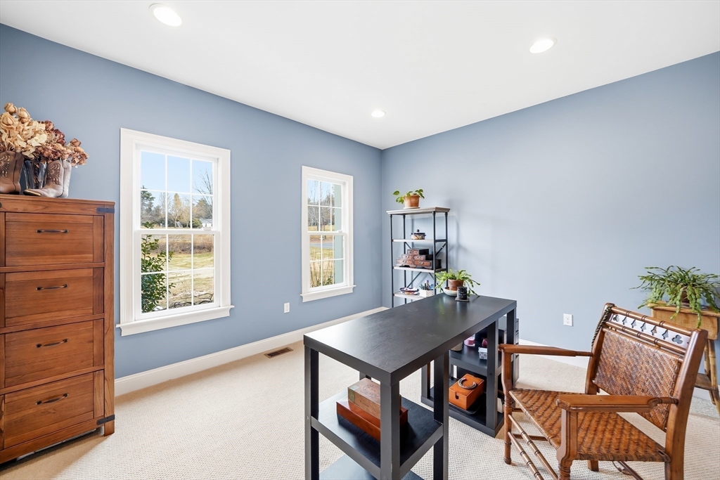 21 Sylvan Dr