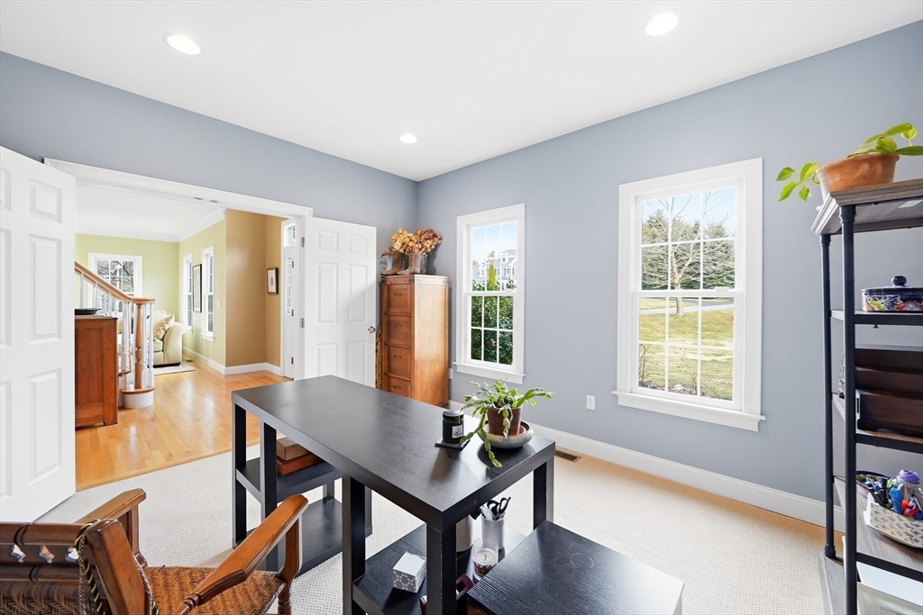 21 Sylvan Dr
