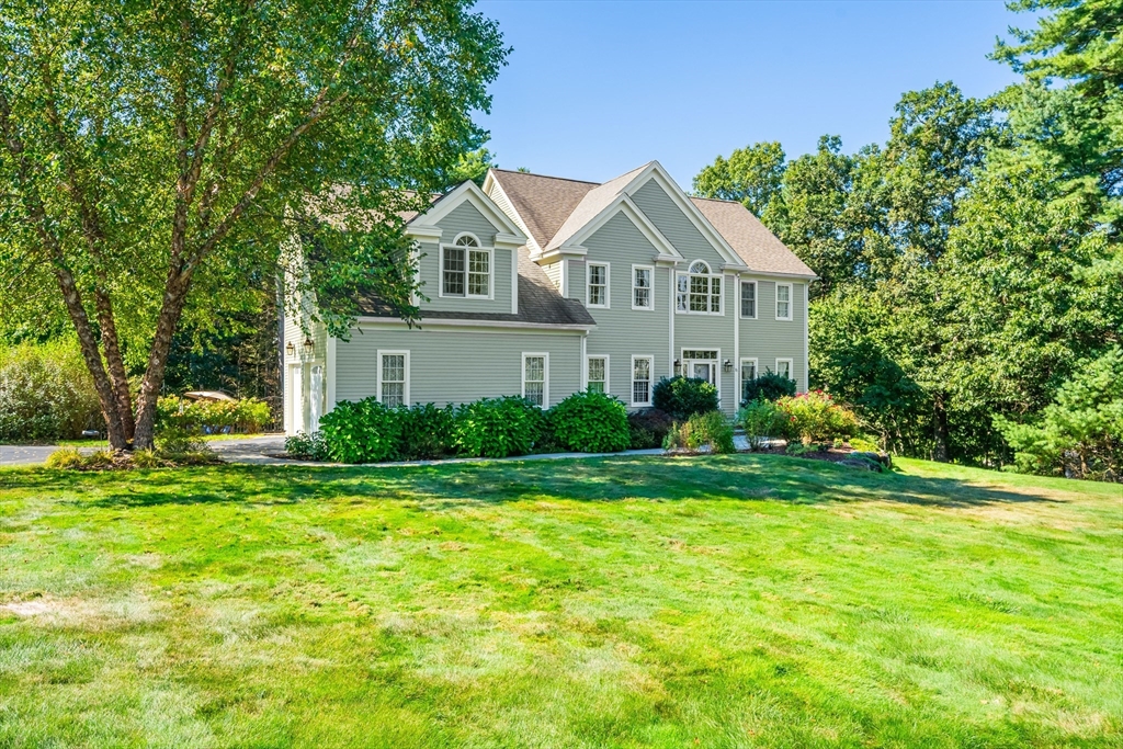 21 Sylvan Dr