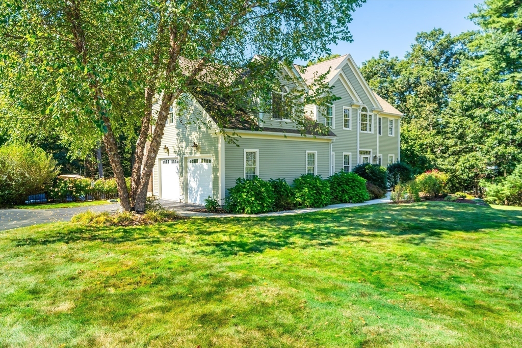 21 Sylvan Dr