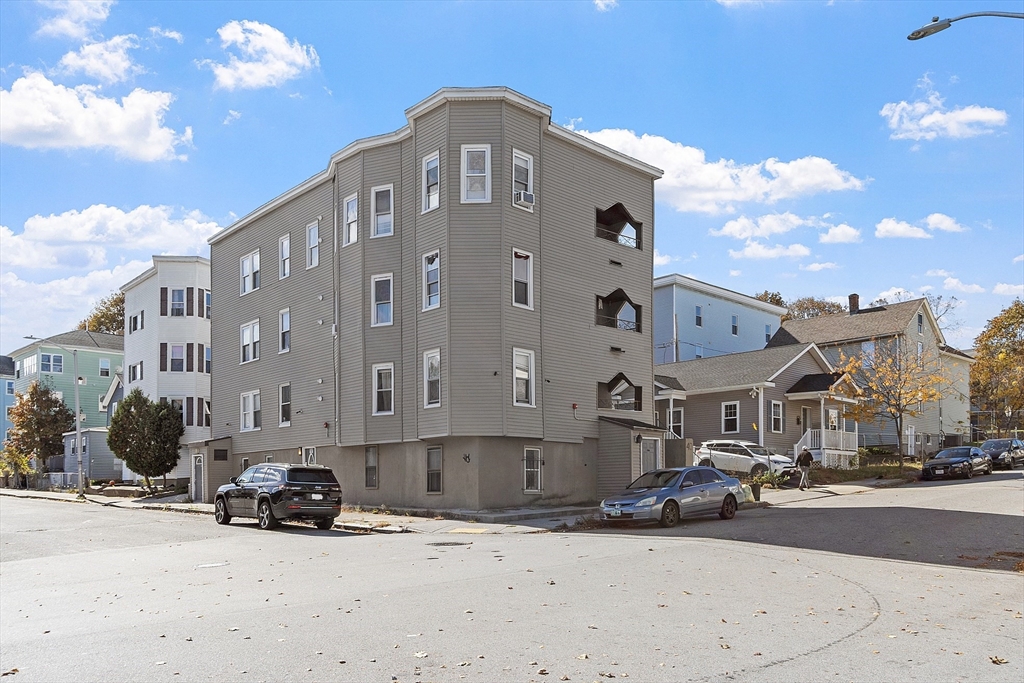 40 Aetna Street