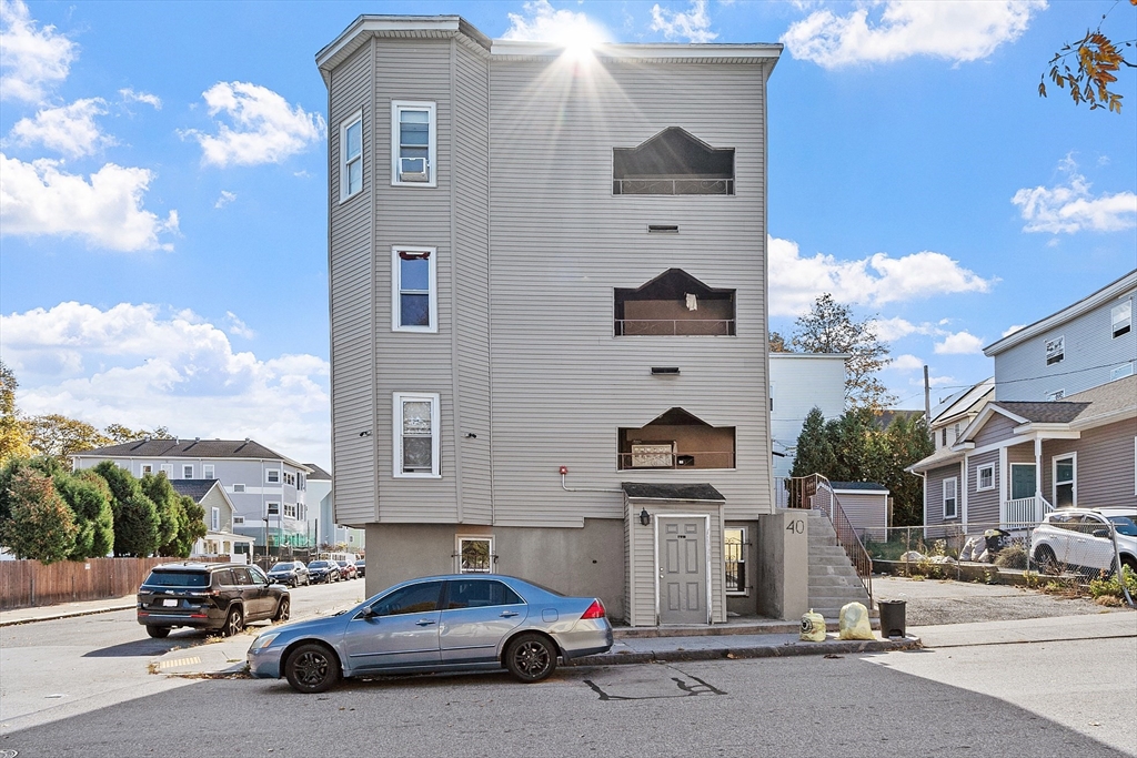 40 Aetna Street