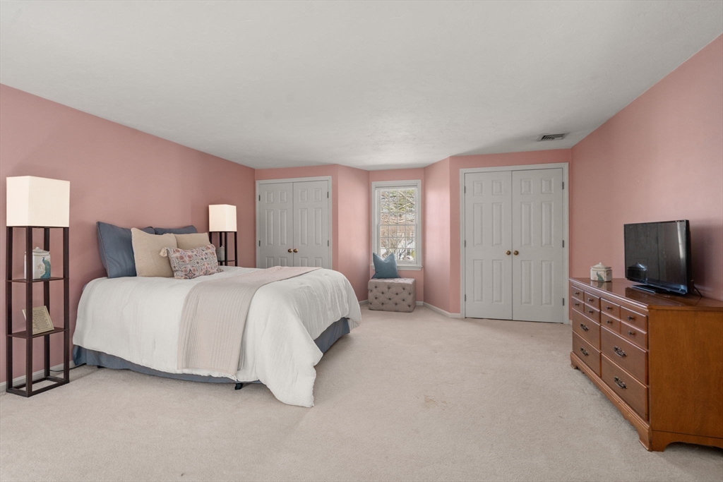 122 Farrington Ln
