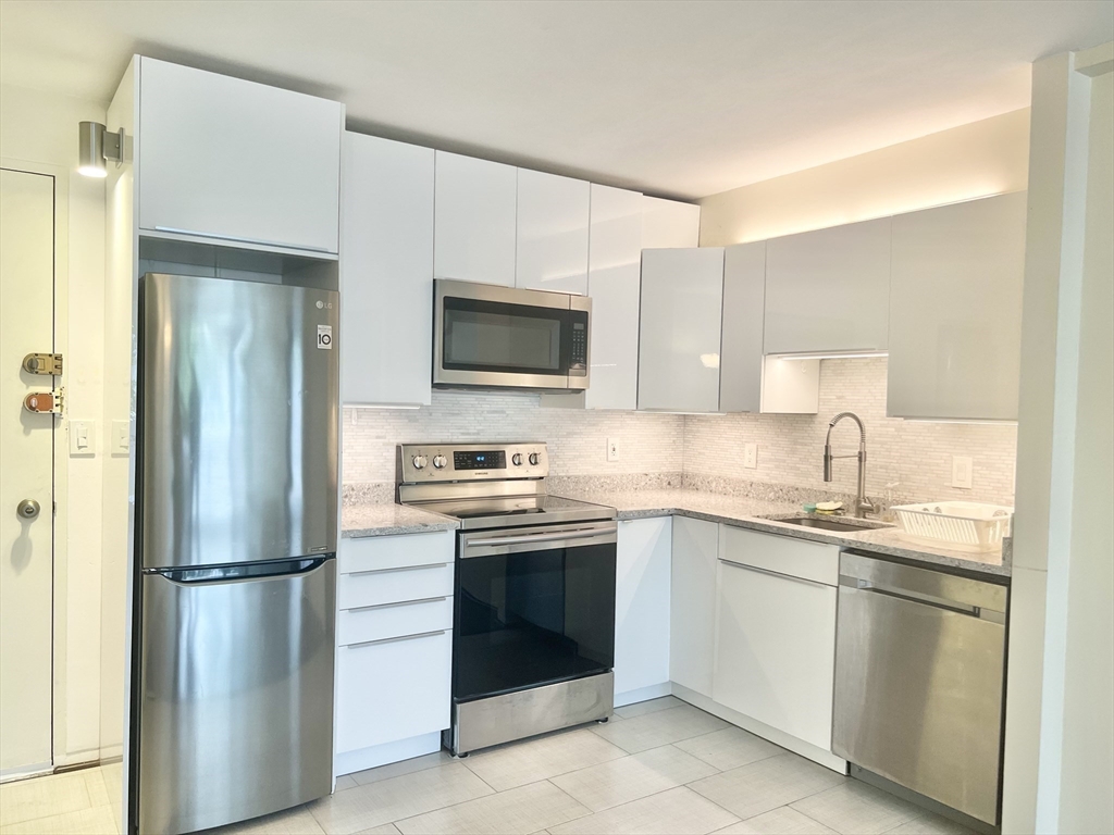 29 Concord Ave # 405