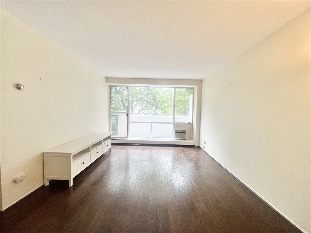 29 Concord Ave # 405