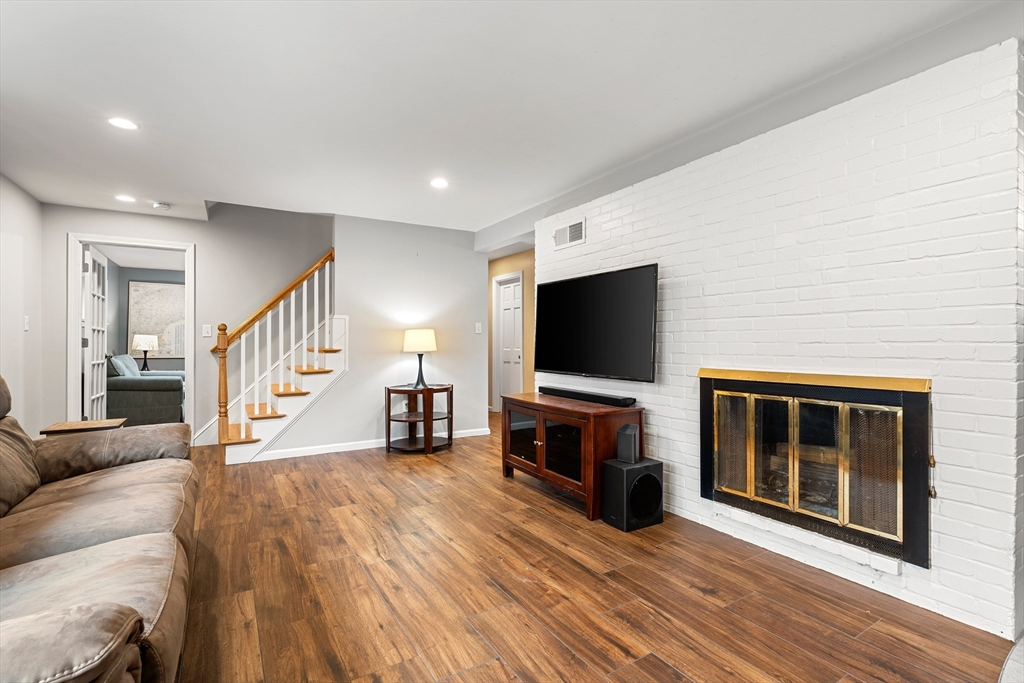 51 Winslow Rd