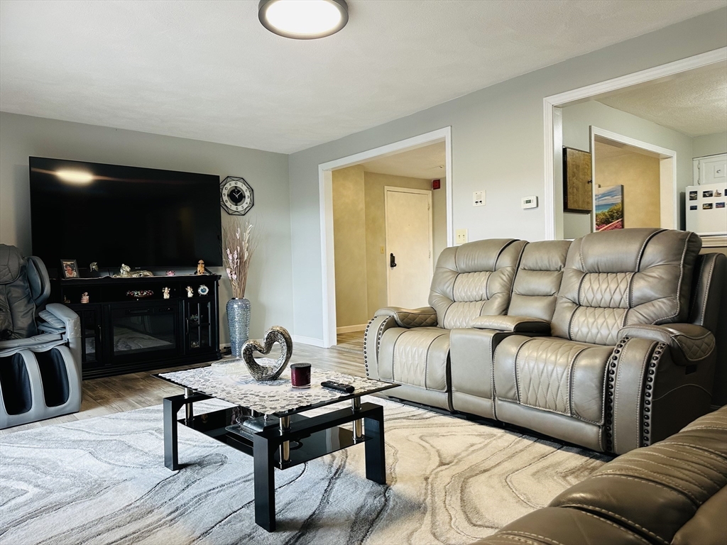 47 Apache Way # 47