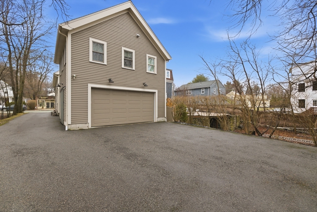 847 Massachusetts Ave