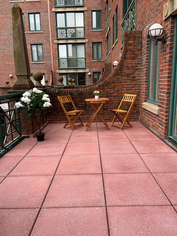 10 Rogers Street # 227