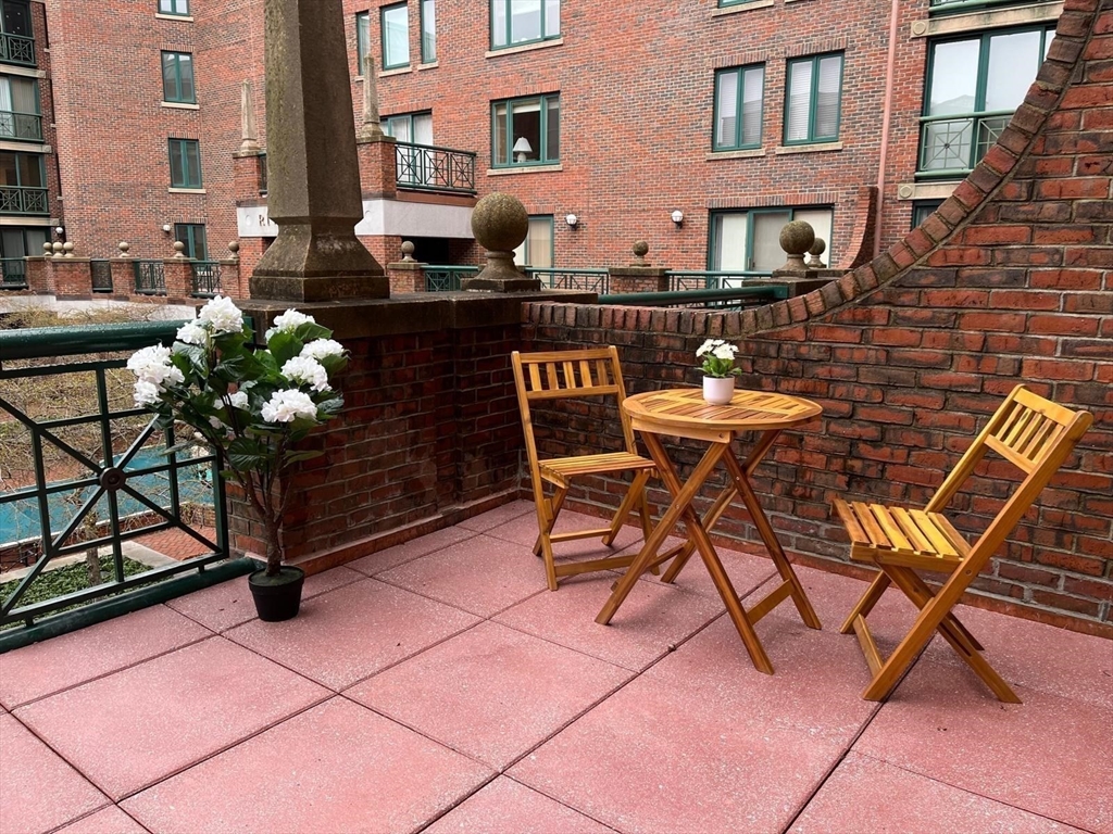 10 Rogers Street # 227