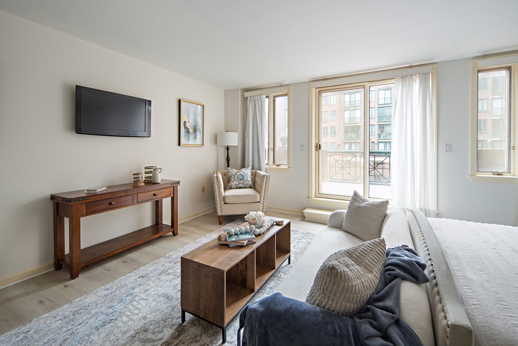 10 Rogers Street # 227