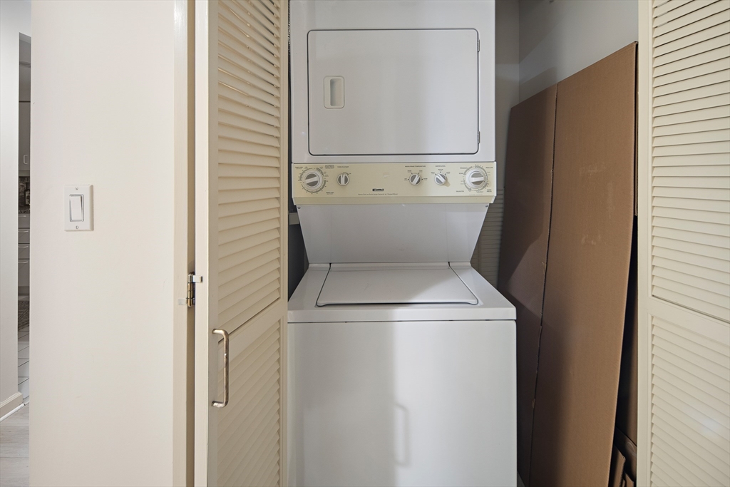 10 Rogers Street # 227