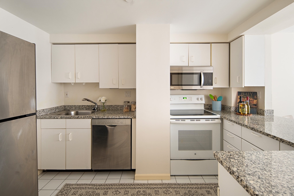 10 Rogers Street # 227