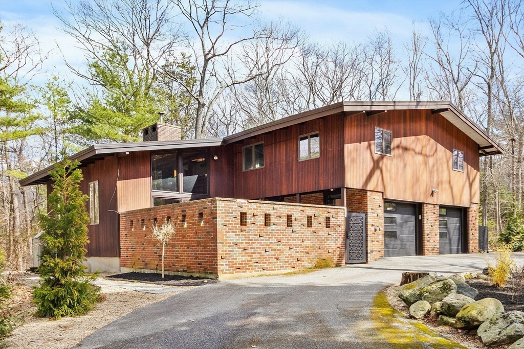 33 Turning Mill Road