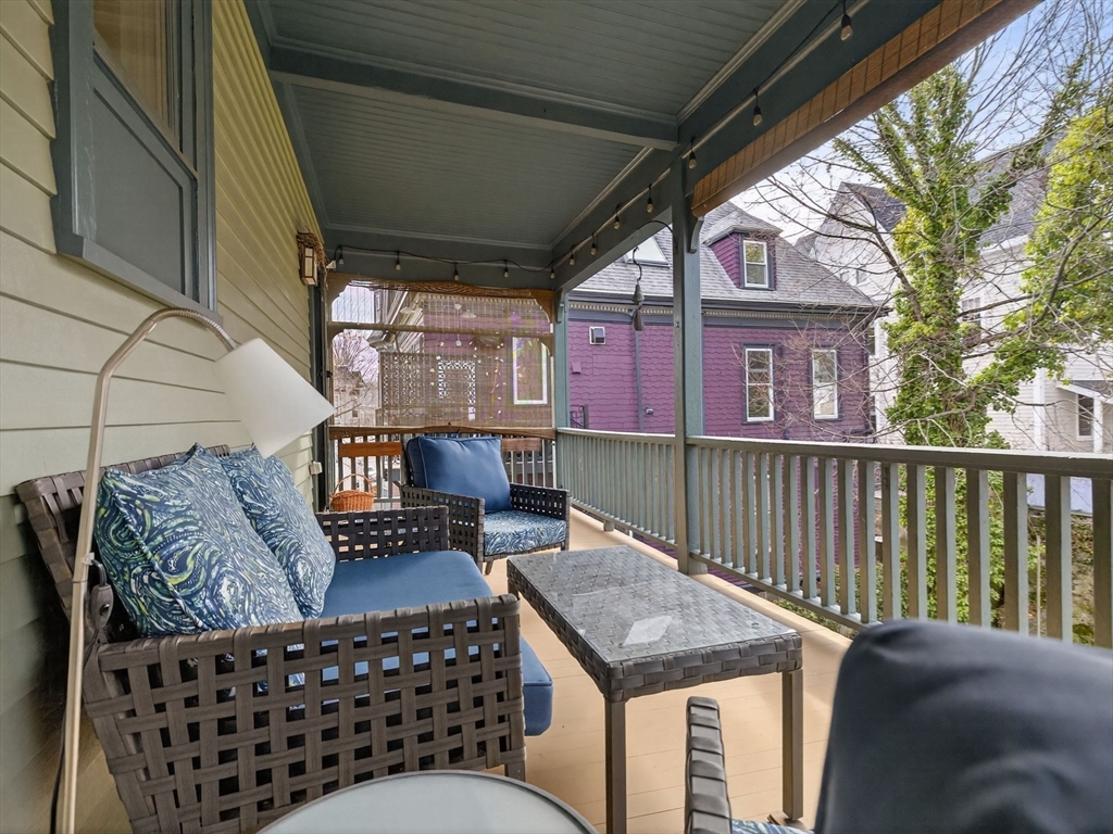 25 Danforth St # 3