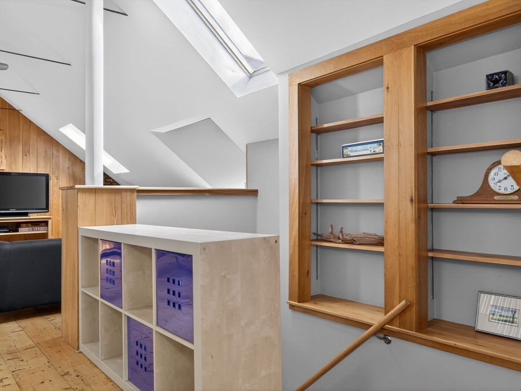 25 Danforth St # 3