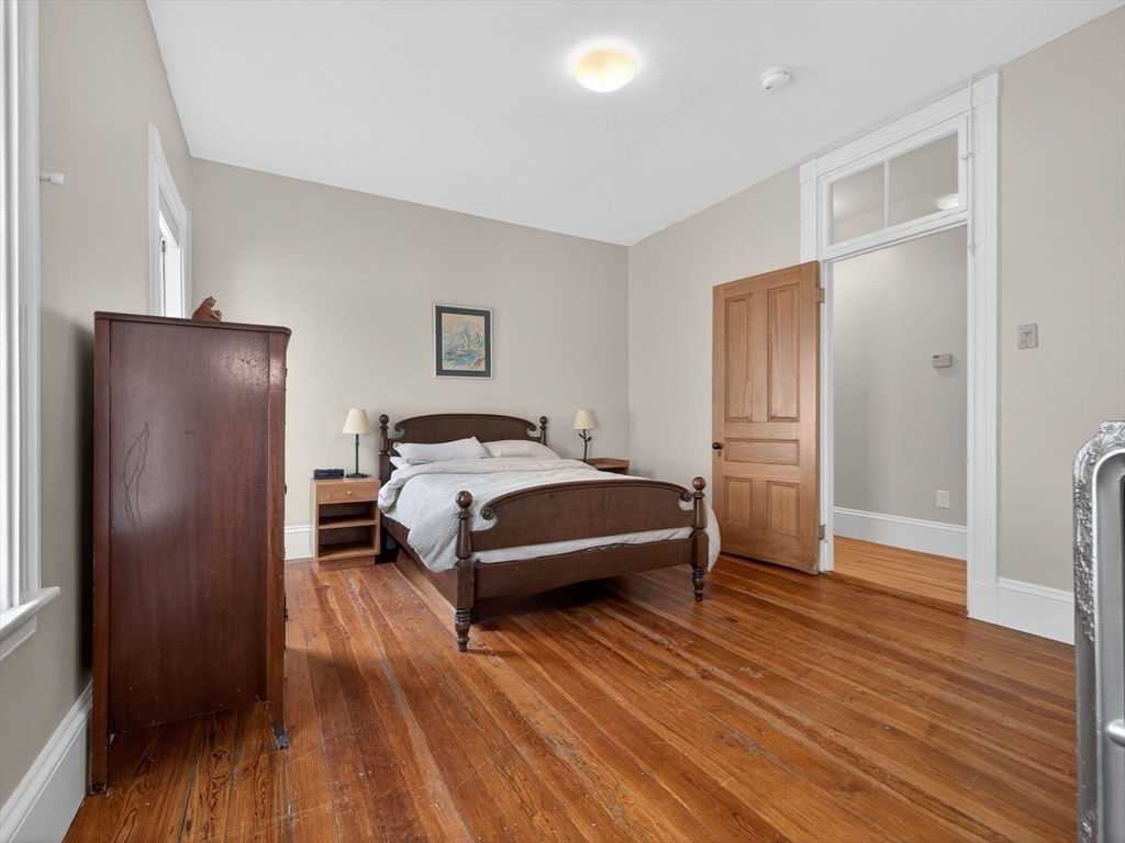 25 Danforth St # 3