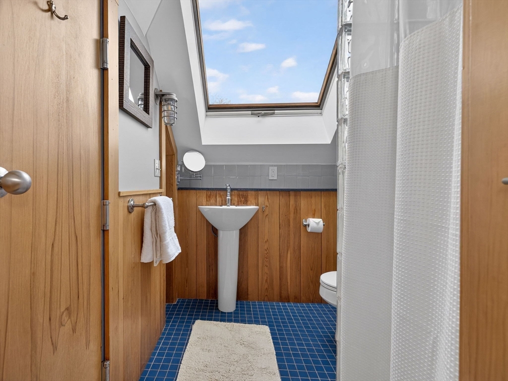 25 Danforth St # 3