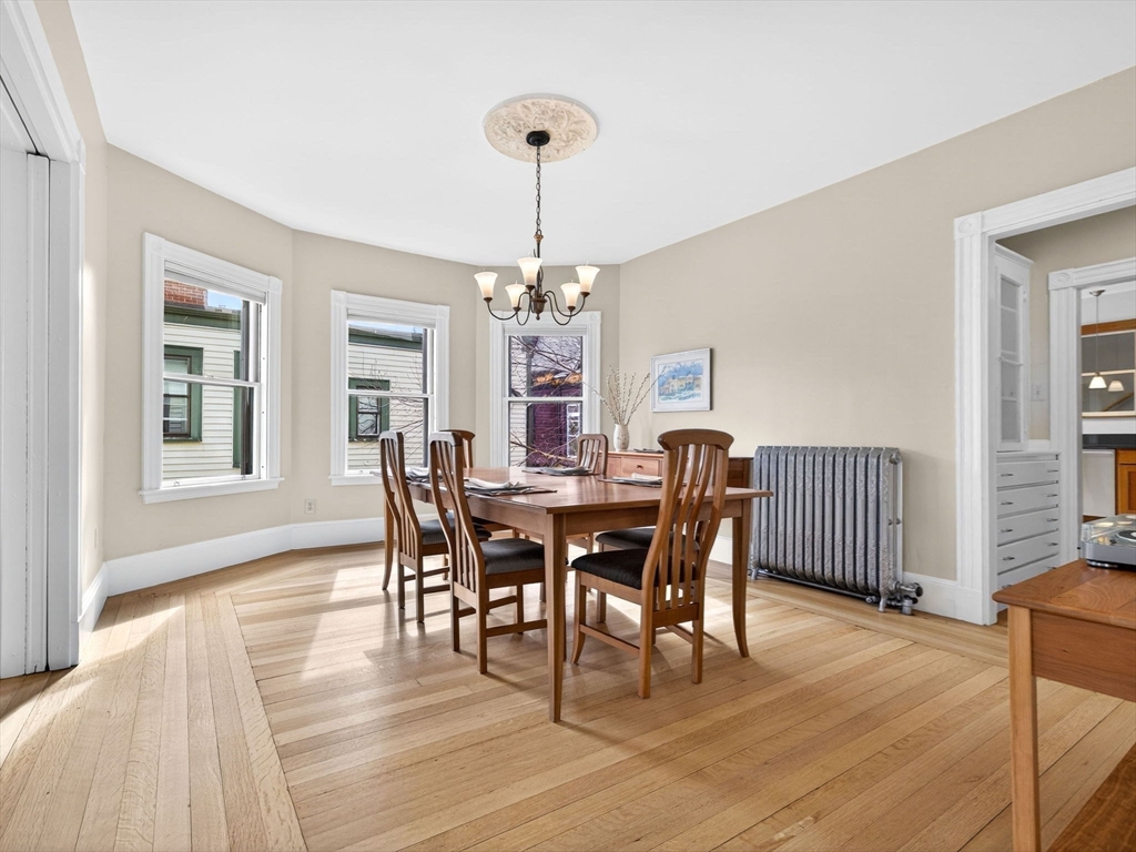 25 Danforth St # 3
