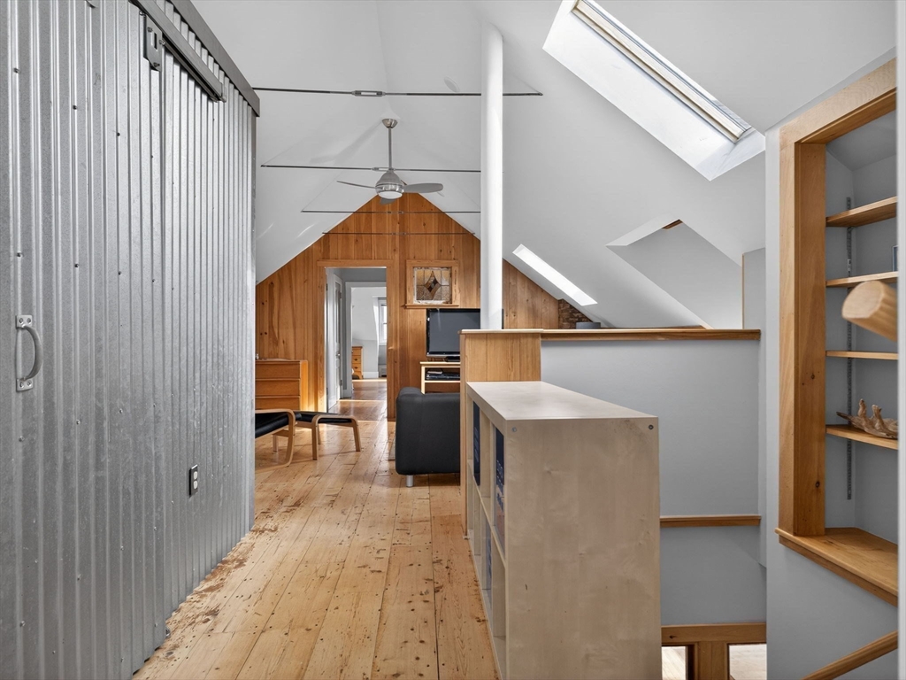 25 Danforth St # 3