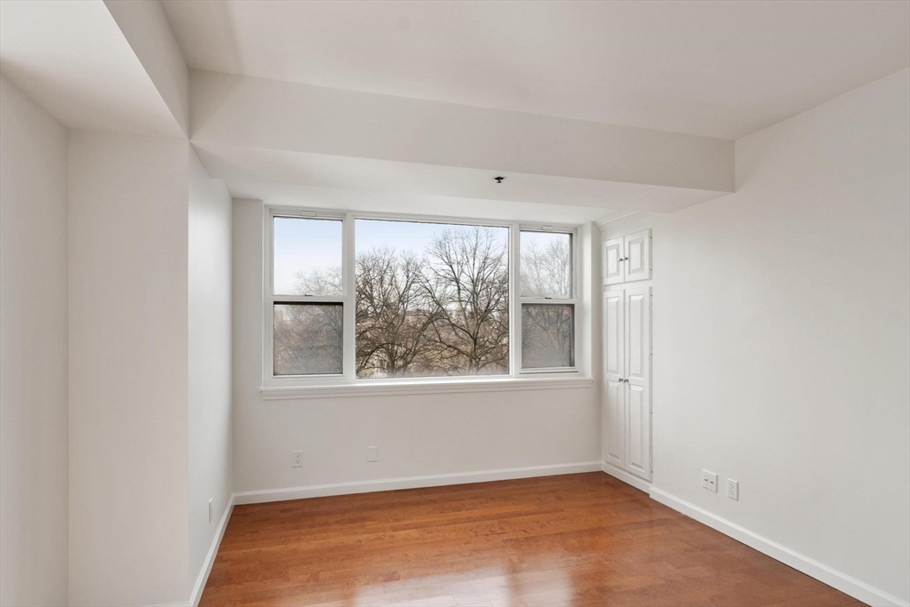 170 Tremont St # 504