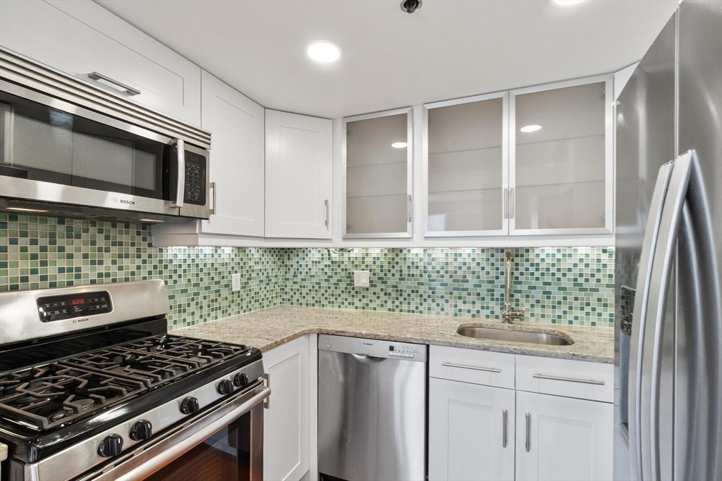 170 Tremont St # 504