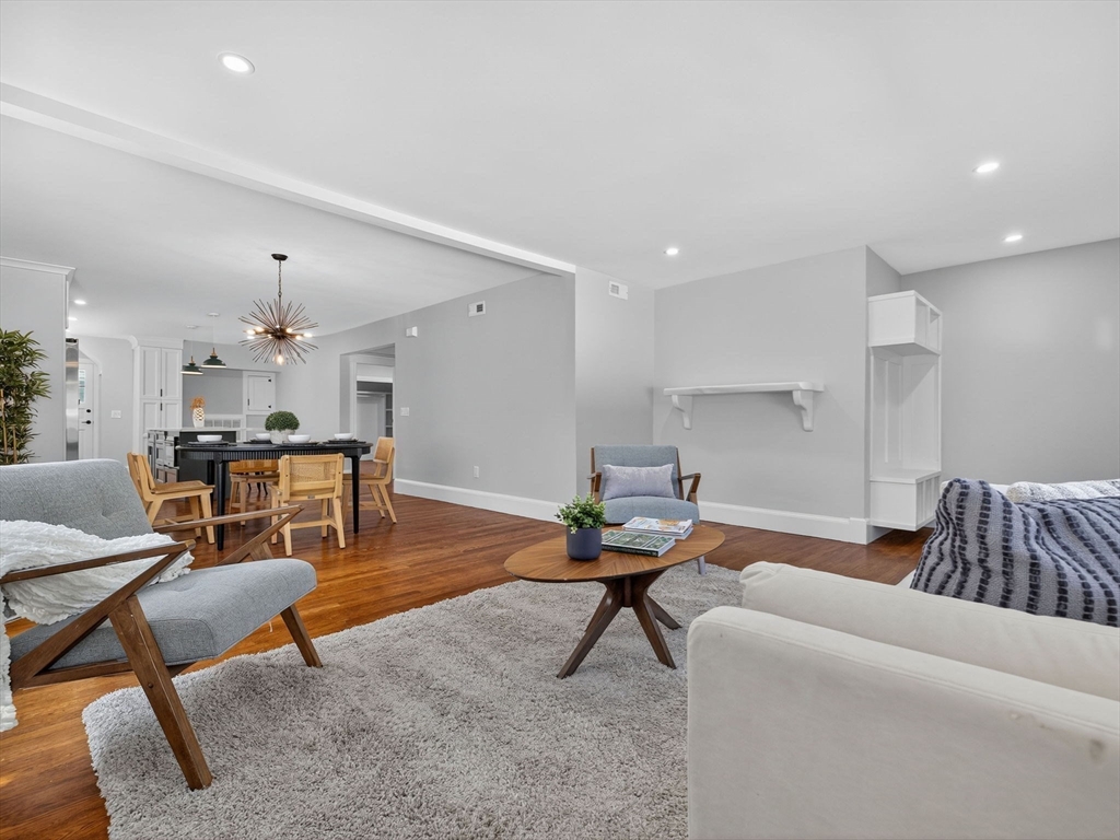 111 Sharon St # 1