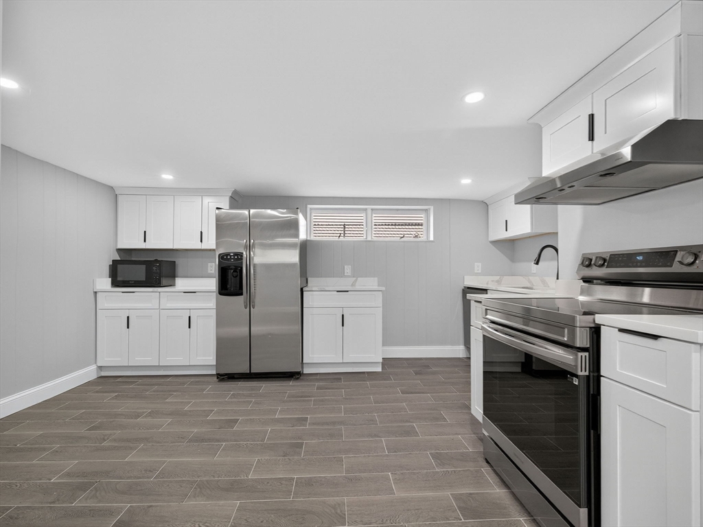 111 Sharon St # 1