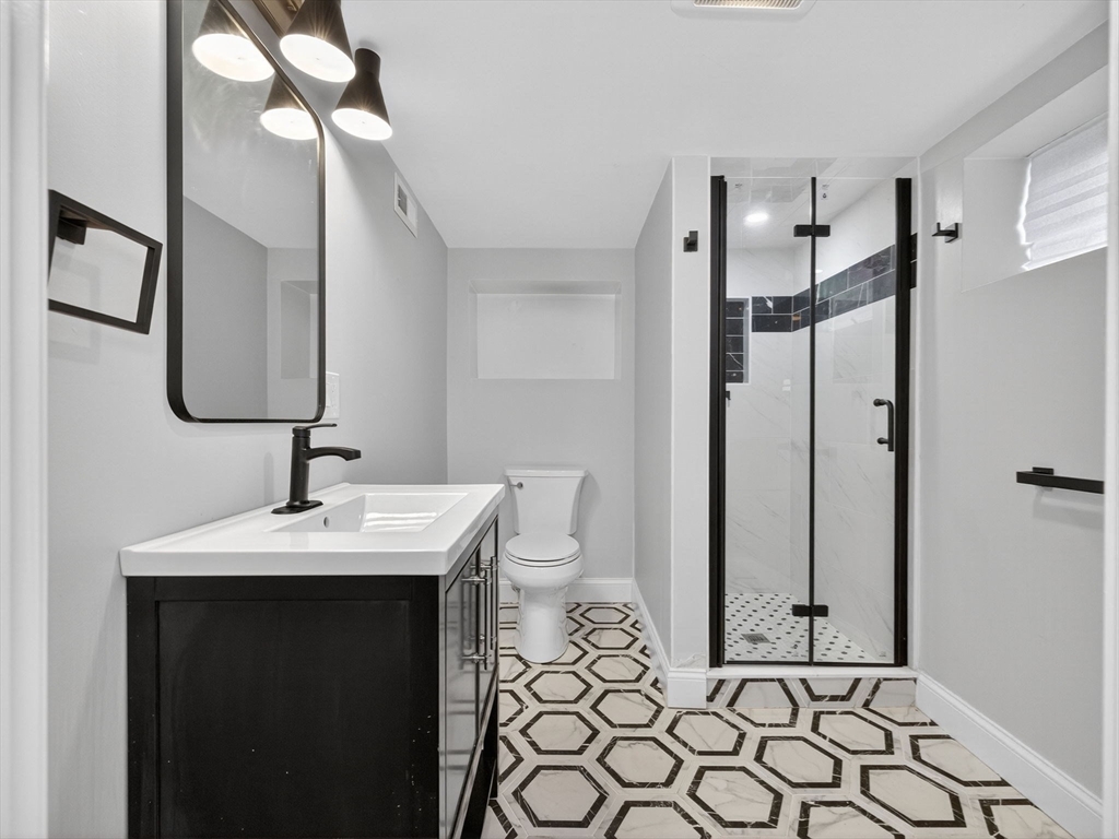 111 Sharon St # 1