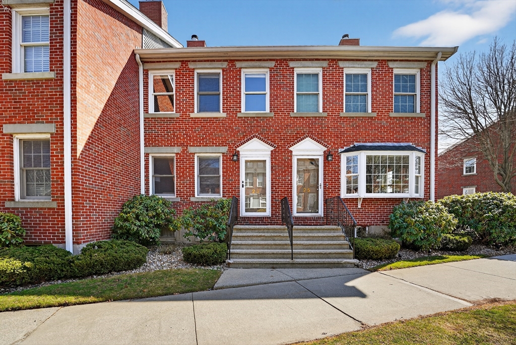 23 Admirals Way # 23