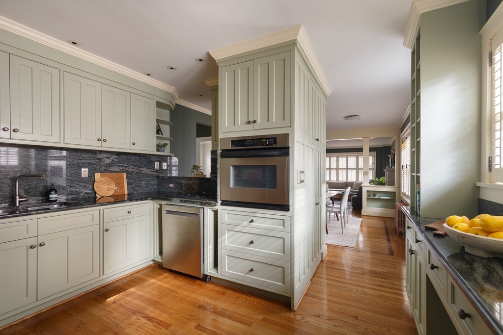 49-51 Maple Ave # 49