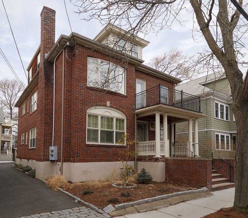 49-51 Maple Ave # 49