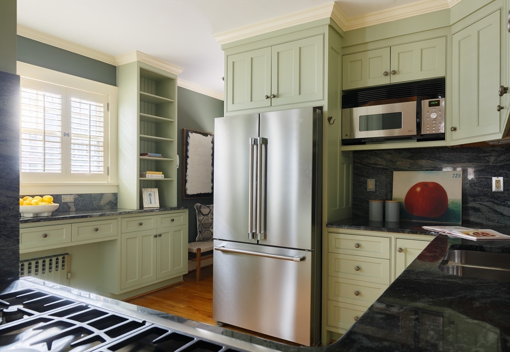 49-51 Maple Ave # 49