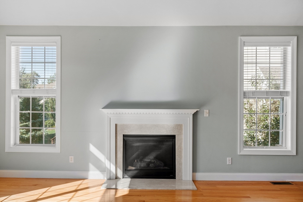 13 Wilshire Way # 13