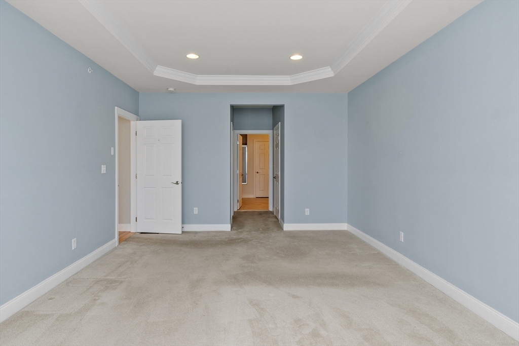 13 Wilshire Way # 13