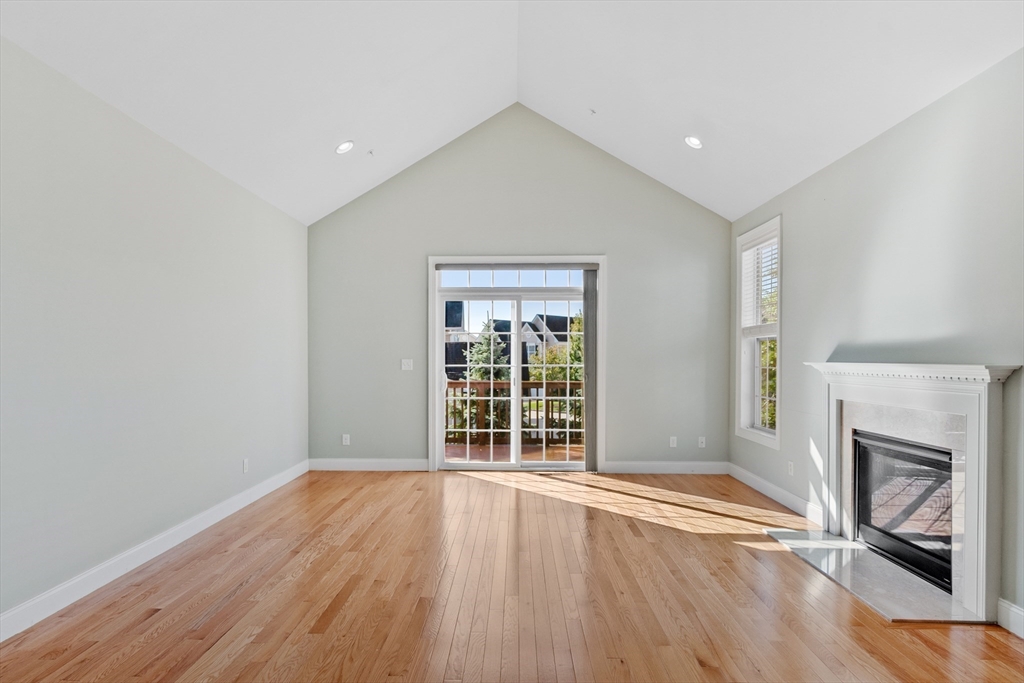 13 Wilshire Way # 13