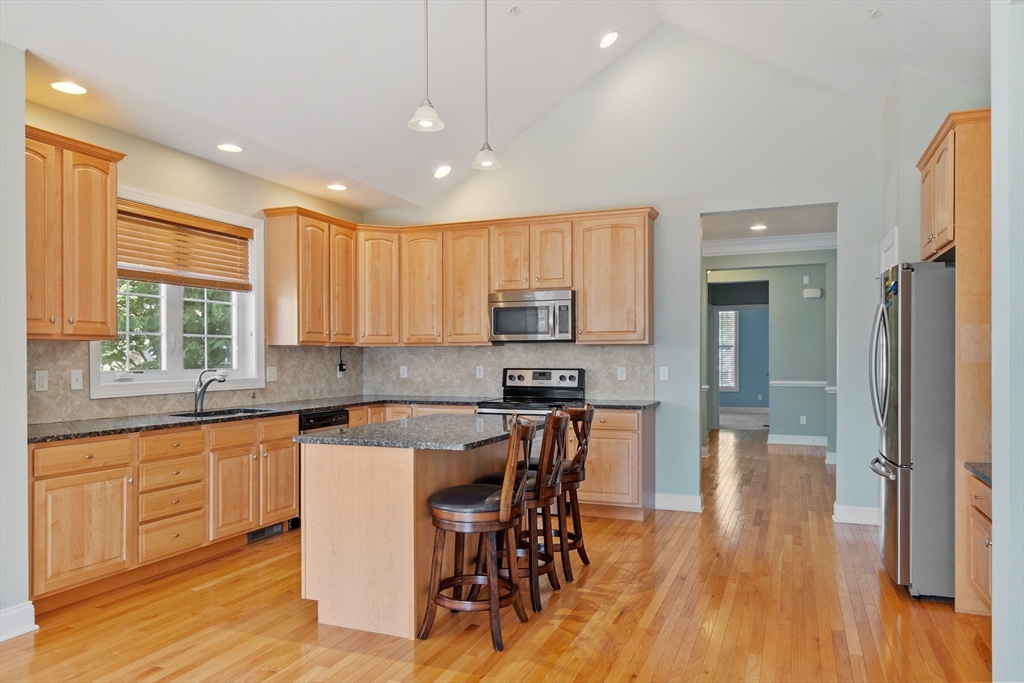 13 Wilshire Way # 13