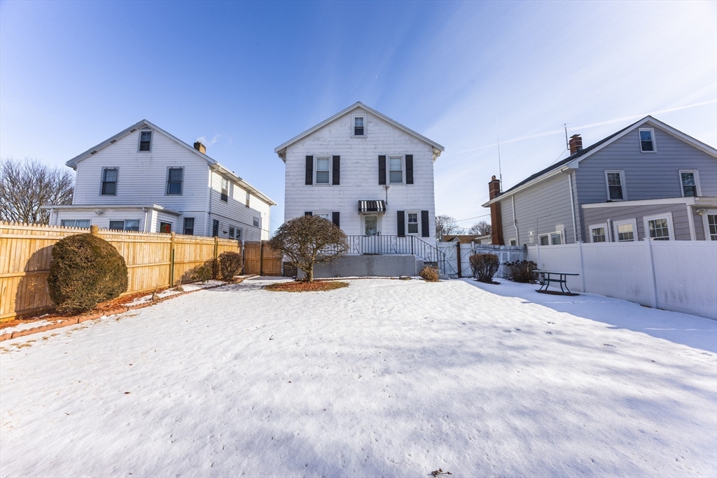 250 Forest St