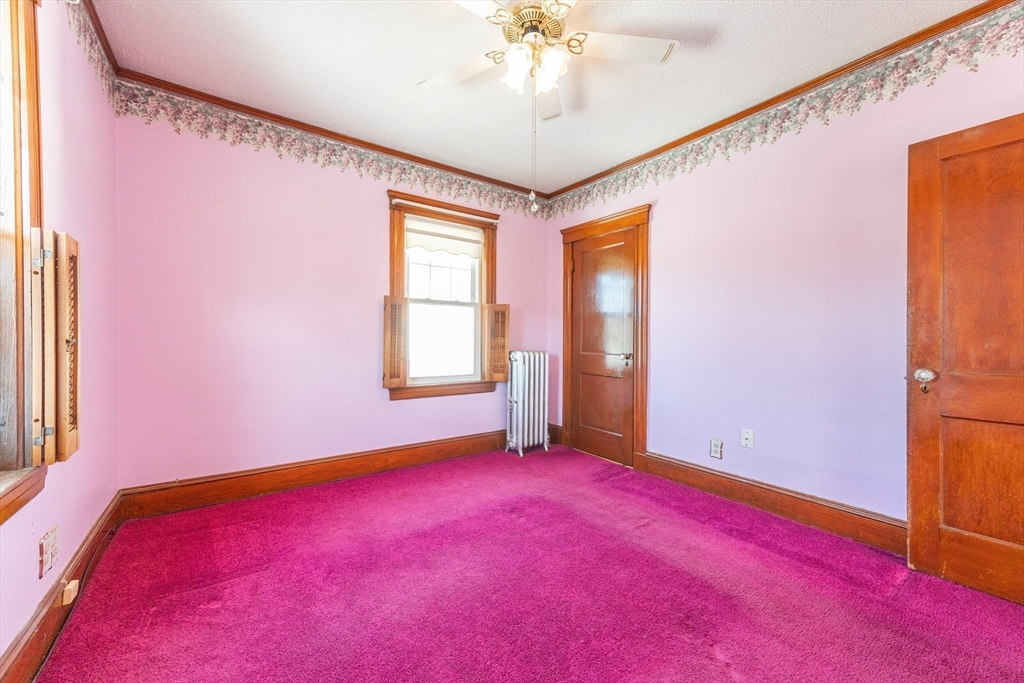 250 Forest St