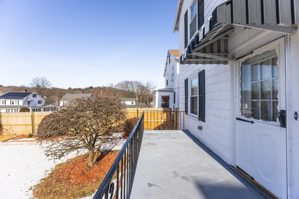 250 Forest St
