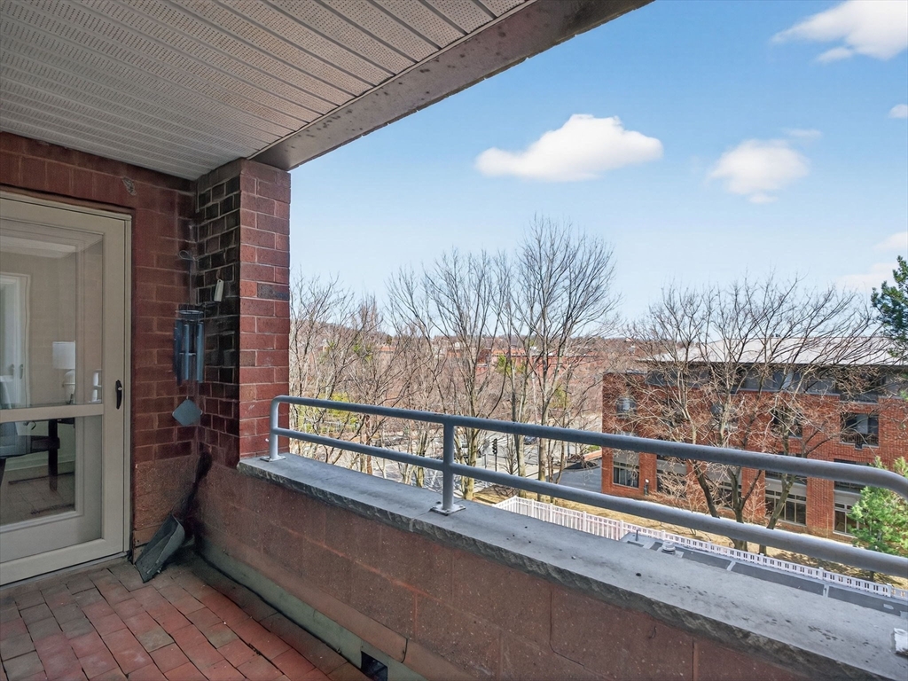 50 Watertown St Unit: 401