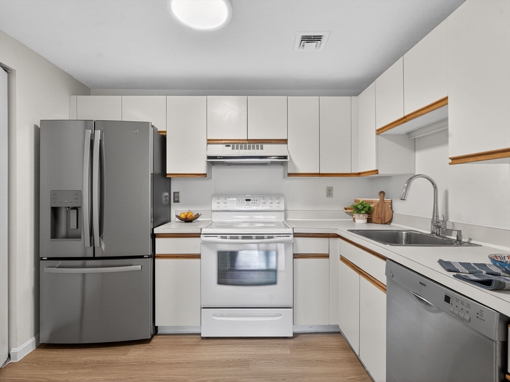 50 Watertown St Unit: 401